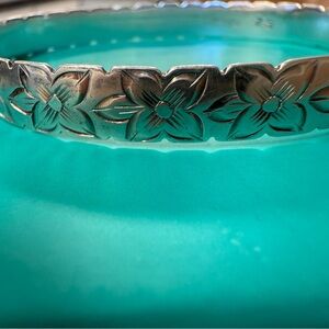 Silver Hawaiian bangle